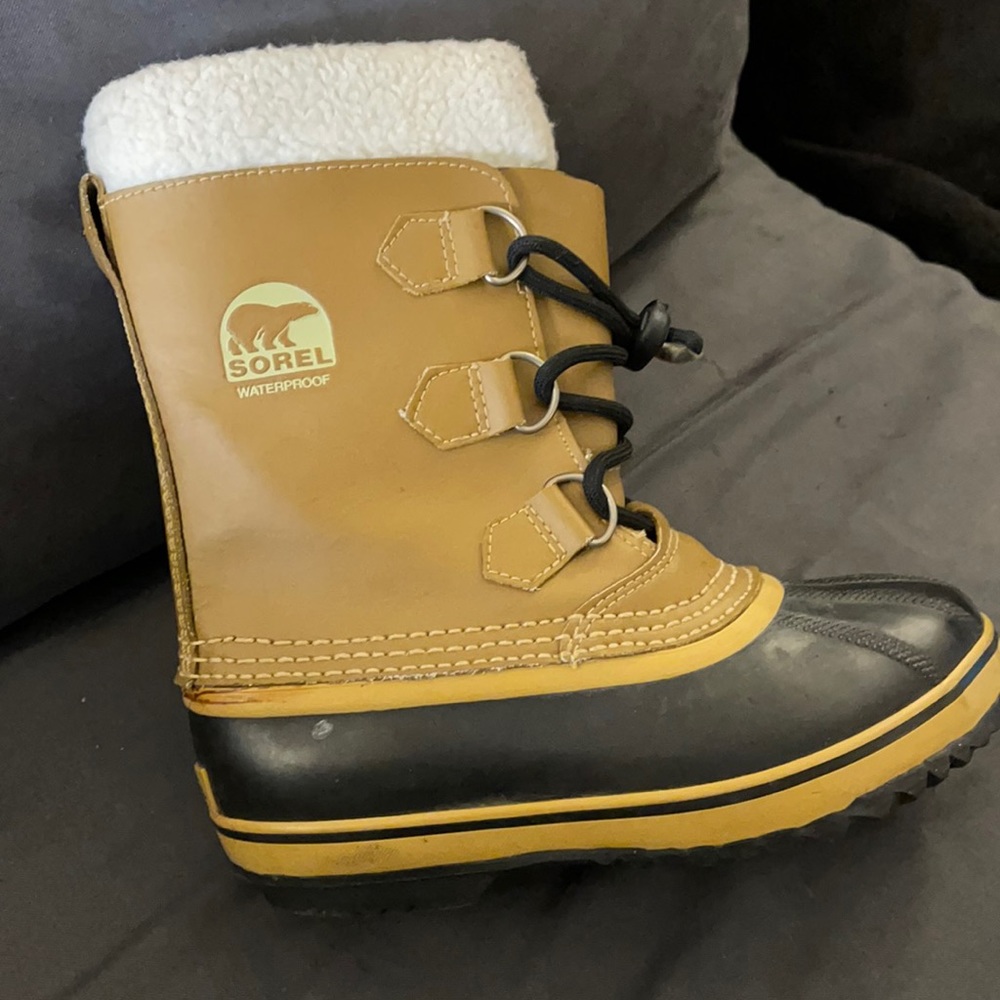 Sorel kids boots